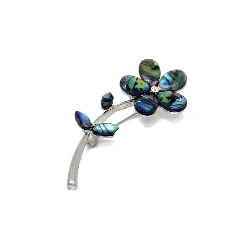 OKOUZLUJÍCÍ BROŽ VZORU KVĚTINY S DETAILY ZDOBENÝMI ABALONE PERLETÍ (6CM)