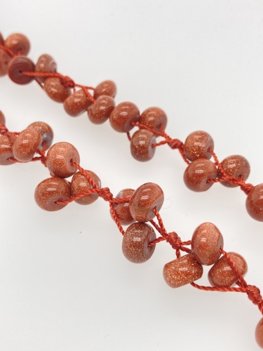 LUXUSNÍ NÁHRDELNÍK S GOLDSTONEM (47CM)