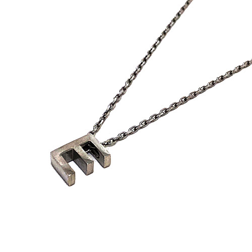 STŘÍBRNÝ NÁHRDELNÍK AG925/1000 SE ZAVĚŠENÝM PÍSMENEM - E (45 - 50 CM)