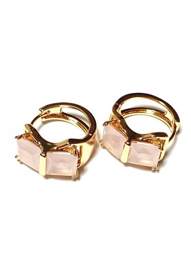 NÁUŠNICE V BARVĚ 18K ZLATA ZDOBENÉ KRYSTALY V DESIGNU RŮŽENÍNU (1,6CM)
