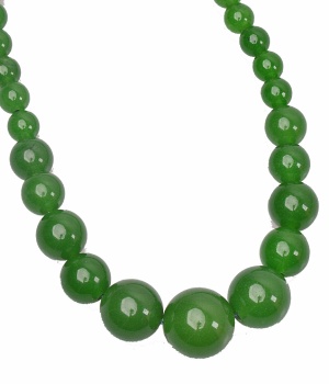 LUXUSNÍ NÁHRDELNÍK Z JADEITU
